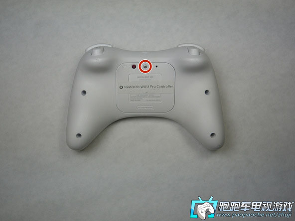 WiiU经典手柄拆解图文详细教程 WiiU Pro手柄拆解图文详细教程